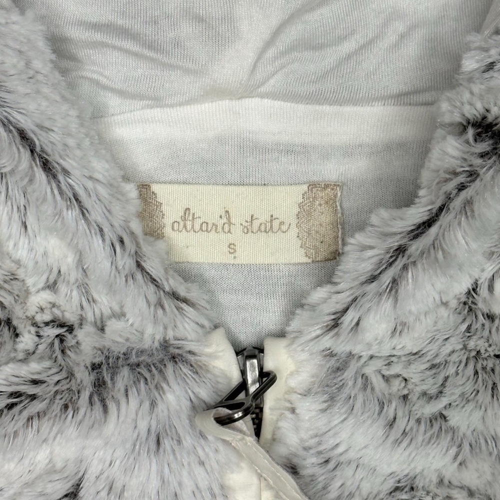 Altar'd State Soft Fuzzy Hooded Vest - Picture 3 of 3